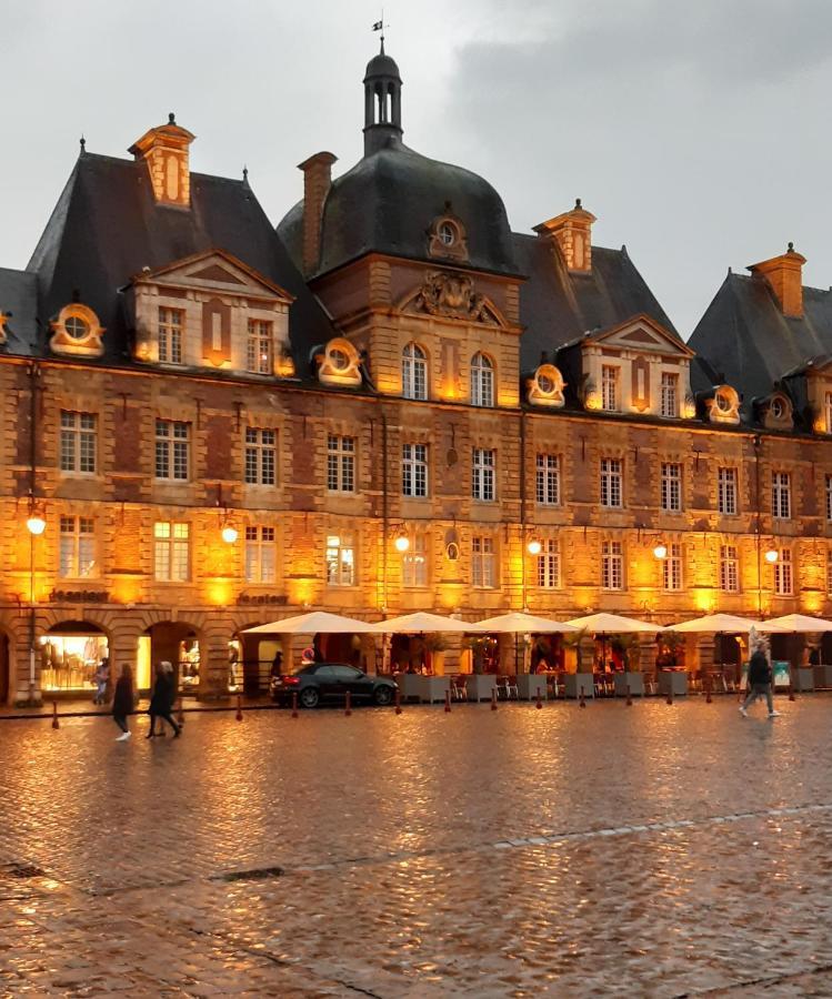 Apartmán Bulle D'Ardenne Charleville-Mézières Exteriér fotografie