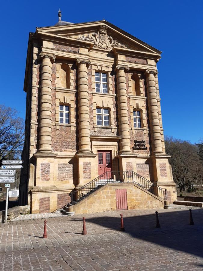 Apartmán Bulle D'Ardenne Charleville-Mézières Exteriér fotografie